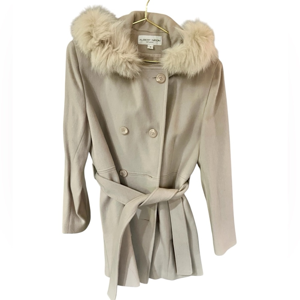 Albert Nipon Beige Trench Coat with Fox Fur Collar Sz. 4 Vintage